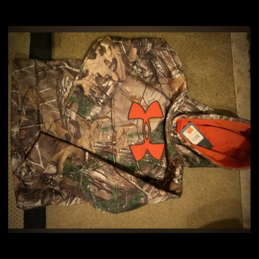 Under Armour kids camo hoodie, hunter orange lined